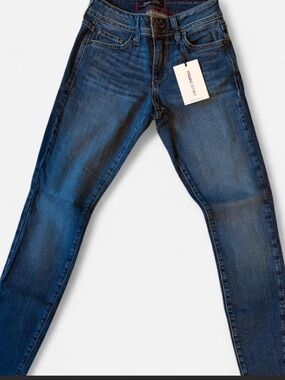 NWT Fran Denim "Sarah" Athletic Fit denim Size 24